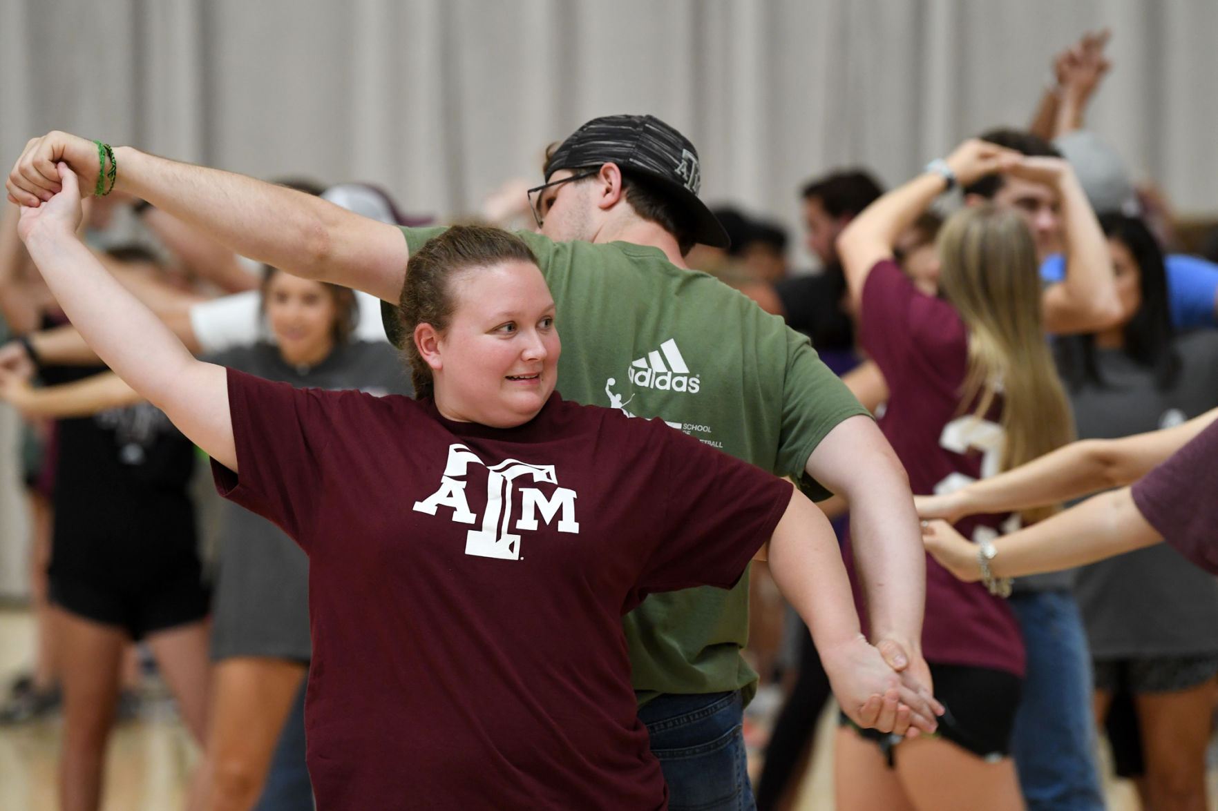 Aggie Wranglers dance lesson